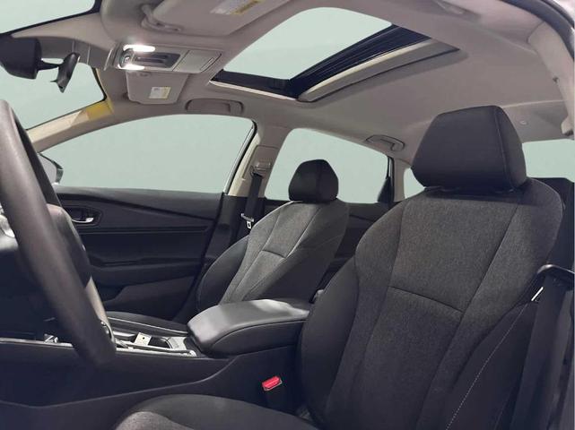 Photo of 2025 Solar Silver Metallic Honda Accord