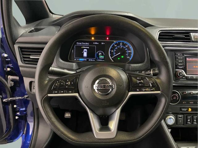 Photo of 2019 Gray Nissan Leaf