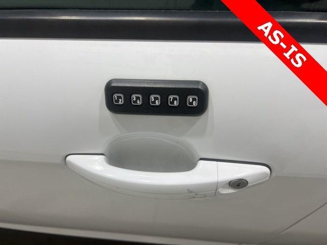 Photo of 2015 Oxford White Ford Focus