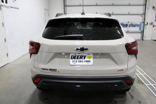 Photo of 2026 White Sand Chevrolet Trax