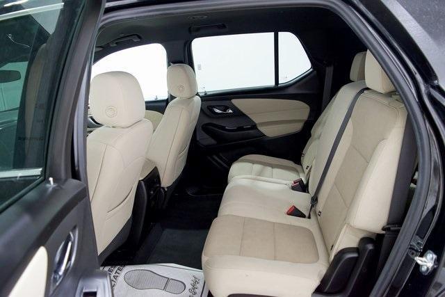 Photo of 2023 Black Chevrolet Traverse