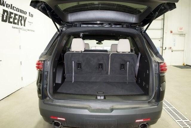 Photo of 2023 Black Chevrolet Traverse