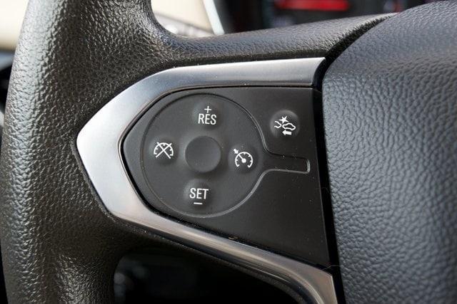 Photo of 2023 Black Chevrolet Traverse