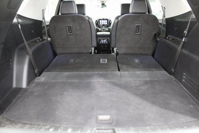 Photo of 2020 Summit White Chevrolet Traverse
