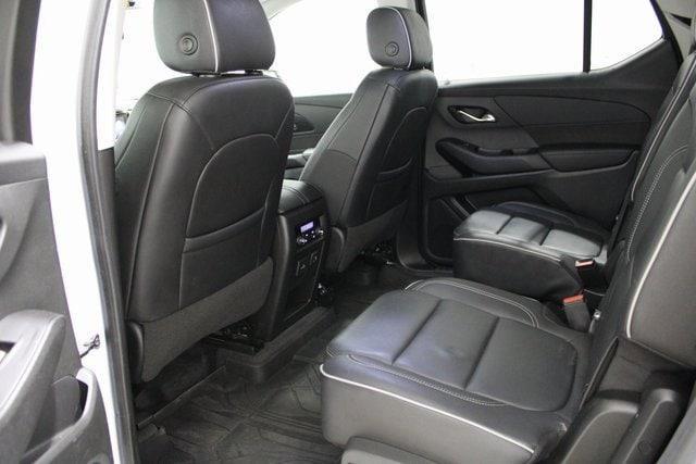 Photo of 2020 Summit White Chevrolet Traverse