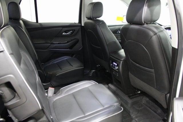 Photo of 2020 Summit White Chevrolet Traverse
