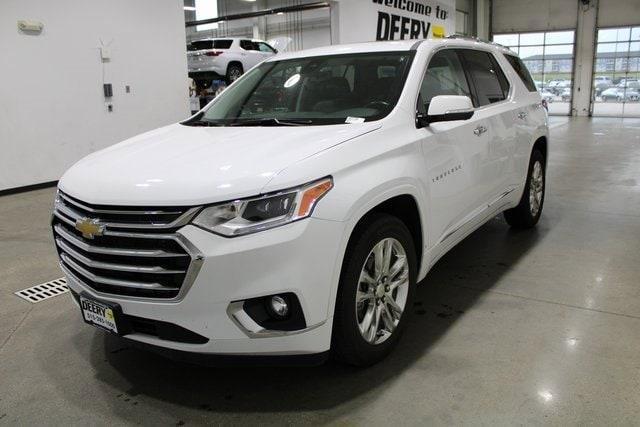 Photo of 2020 Summit White Chevrolet Traverse