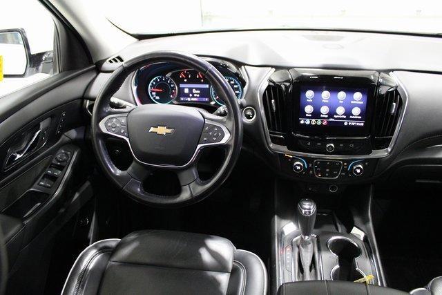 Photo of 2020 Summit White Chevrolet Traverse