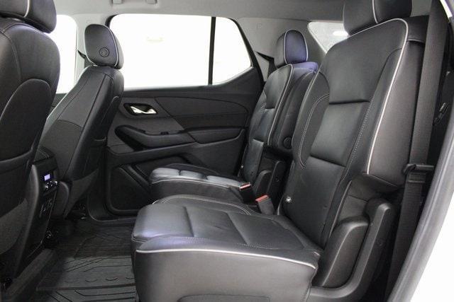 Photo of 2020 Summit White Chevrolet Traverse