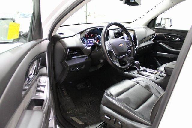 Photo of 2020 Summit White Chevrolet Traverse