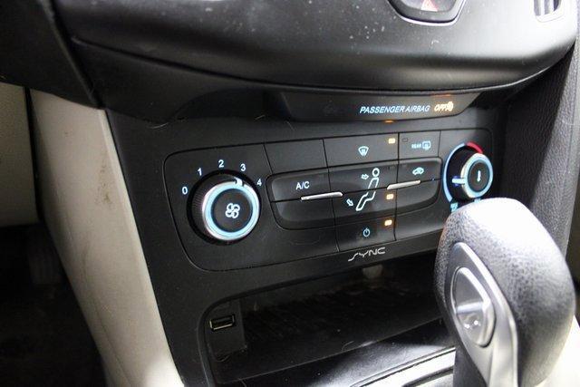 Photo of 2018 White Gold Metallic Ford Focus