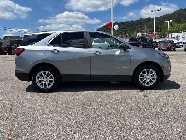 Photo of 2023 Sterling Gray Metallic Chevrolet Equinox