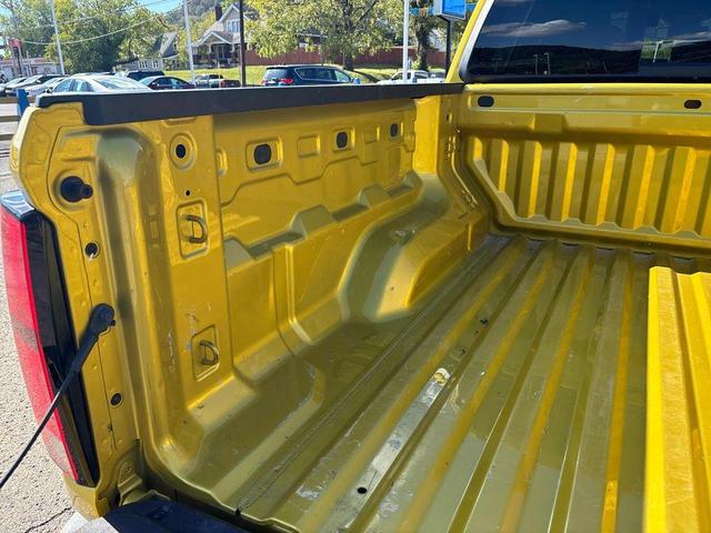 Photo of 2023 Nitro Yellow Chevrolet Colorado