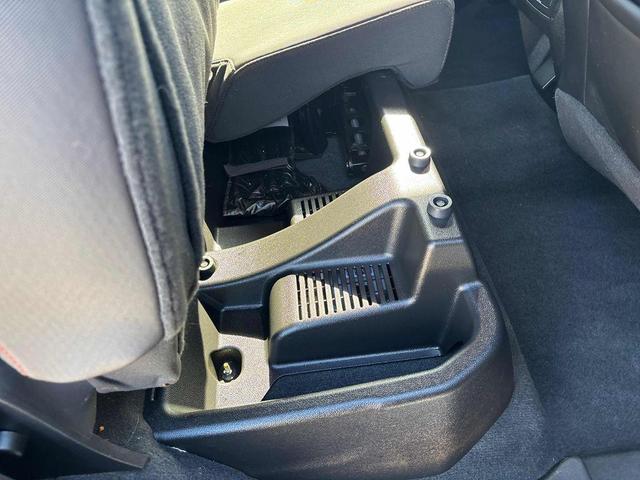 Photo of 2023 Nitro Yellow Chevrolet Colorado