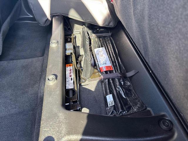 Photo of 2023 Nitro Yellow Chevrolet Colorado