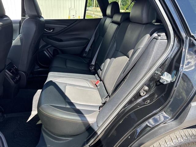 Photo of 2022 Crystal Black Silica Subaru Outback