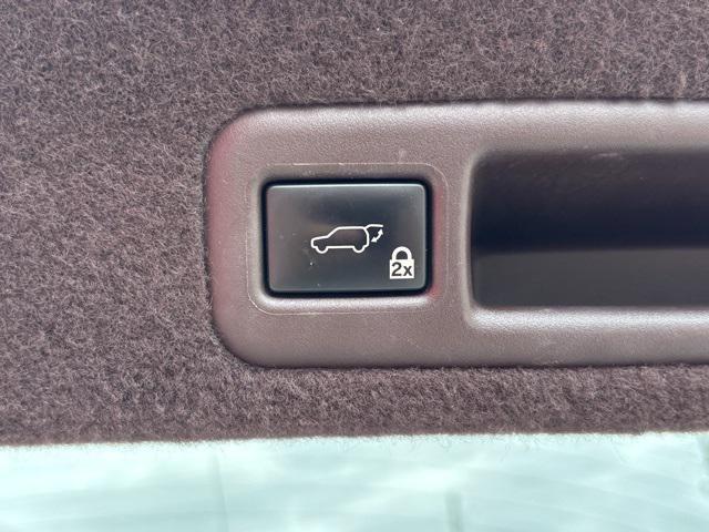 Photo of 2018 Silver Lexus RX 350
