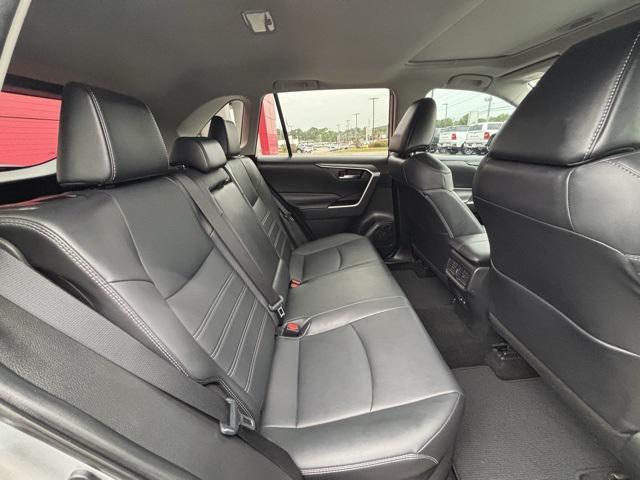 Photo of 2021 Silver Sky Metallic Toyota RAV4 Hybrid