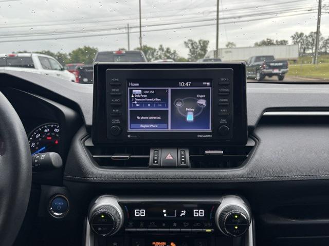 Photo of 2021 Silver Sky Metallic Toyota RAV4 Hybrid