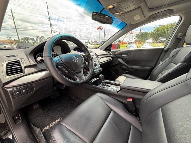 Photo of 2017 Crystal Black Pearl Acura RDX