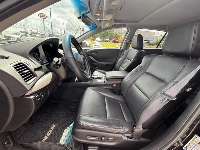 Photo of 2017 Crystal Black Pearl Acura RDX