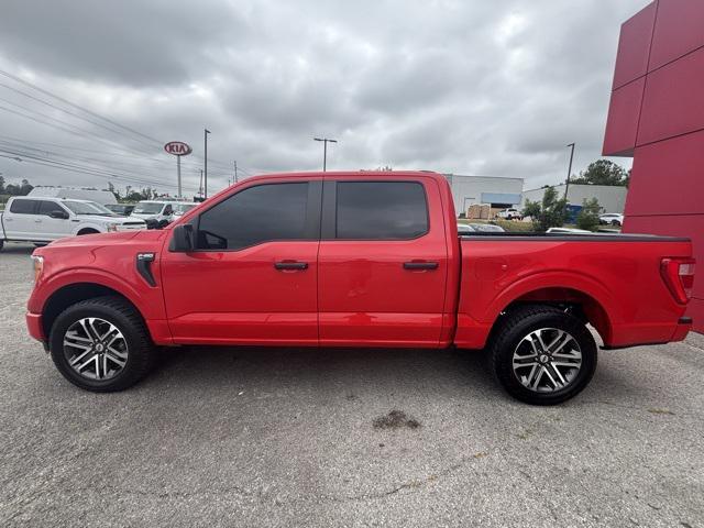 Photo of 2022 Race Red Ford F-150