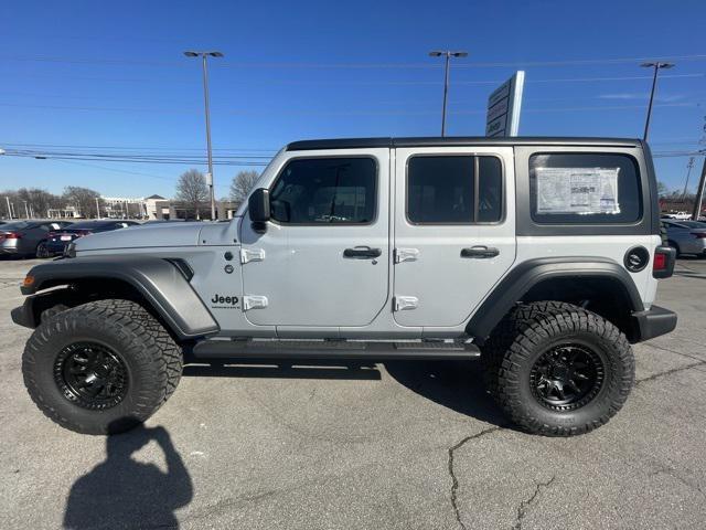 Photo of 2024 Silver Zynith Clearcoat Jeep Wrangler