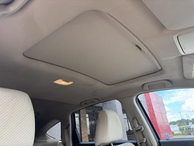 Photo of 2016 Obsidian Blue Pearl Honda CR-V