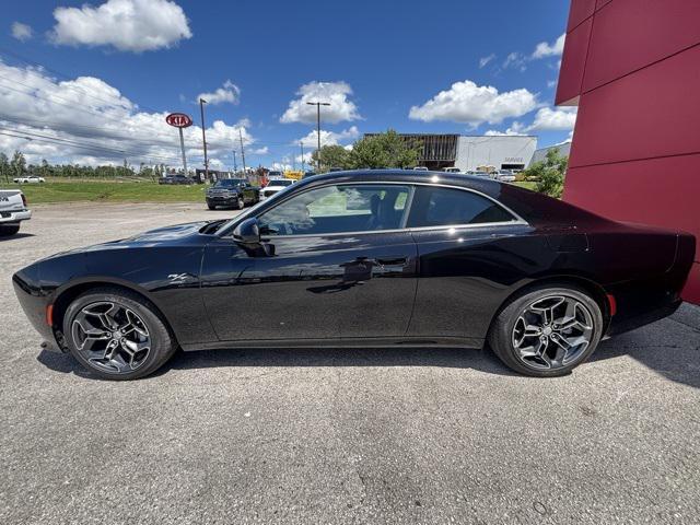 Photo of 2025 Diamond Black Crystal Pearlcoat Dodge Charger Daytona