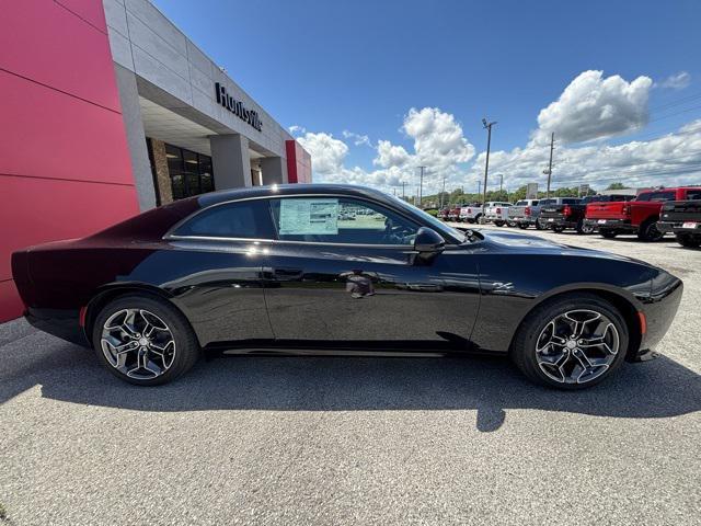 Photo of 2025 Diamond Black Crystal Pearlcoat Dodge Charger Daytona