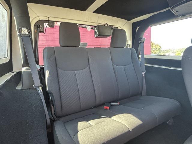 Photo of 2018 Rhino Clearcoat Jeep Wrangler JK