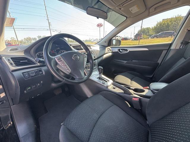 Photo of 2015 Super Black Nissan Sentra