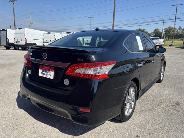 Photo of 2015 Super Black Nissan Sentra