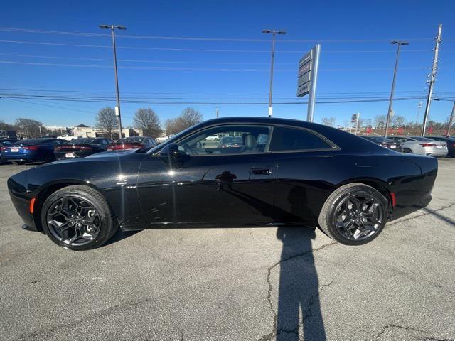 Photo of 2025 Diamond Black Crystal Pearlcoat Dodge Charger Daytona