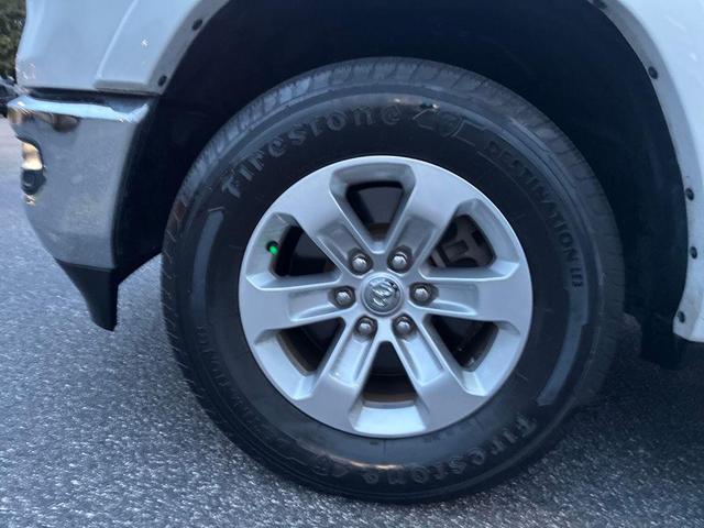 Photo of 2019 Ivory White Tri-Coat Pearlcoat RAM 1500