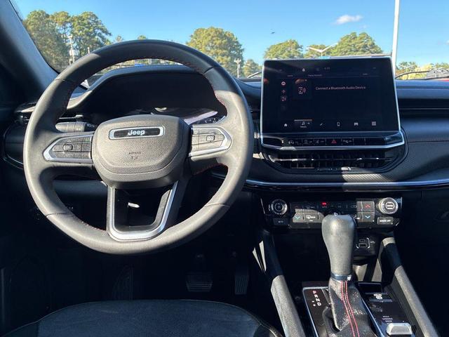 Photo of 2023 Redline Pearlcoat Jeep Compass