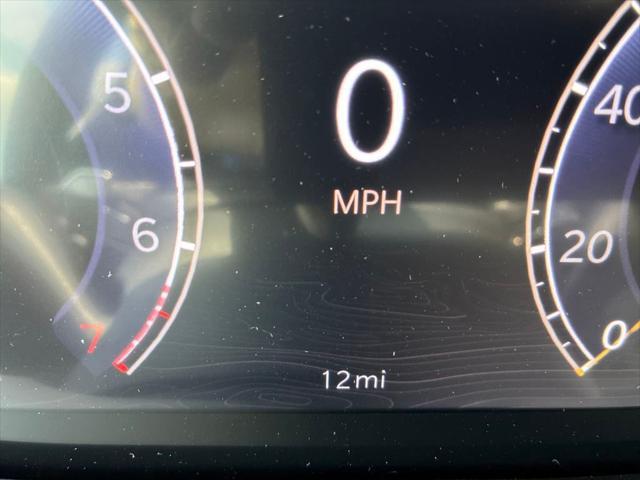 Photo of 2025 Silver Zynith Jeep Grand Cherokee L
