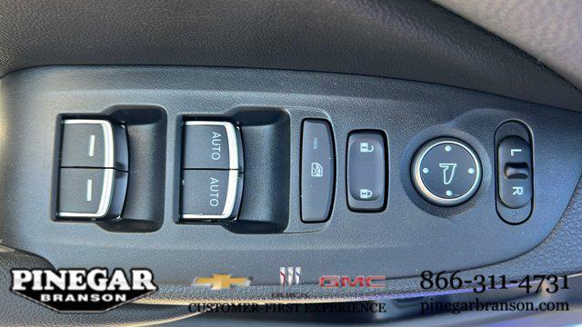 Photo of 2019 Still Night Pearl Honda Accord