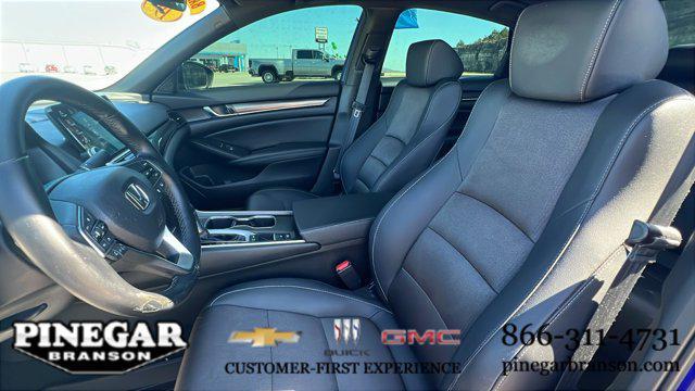 Photo of 2019 Still Night Pearl Honda Accord
