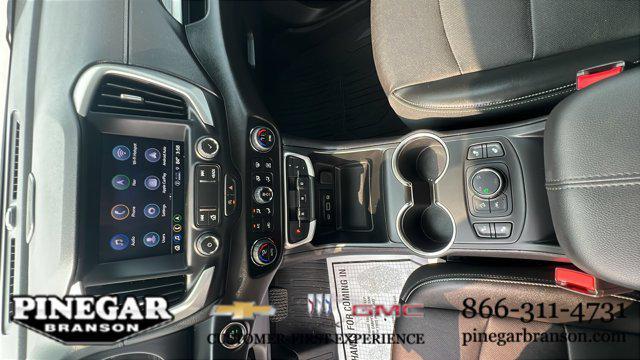 Photo of 2024 Ebony Twilight Metallic GMC Terrain