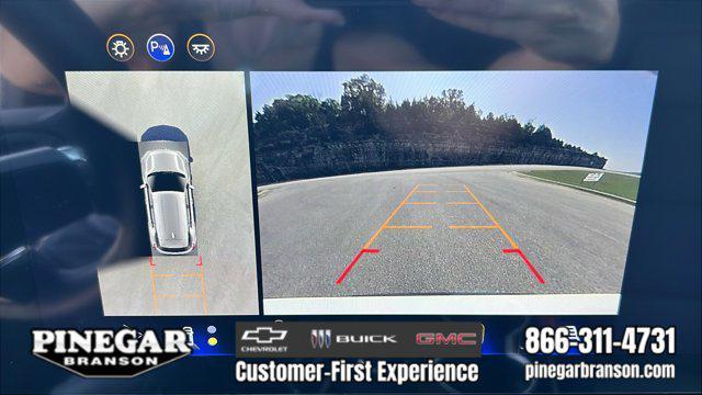 Photo of 2026 Summit White Chevrolet Equinox