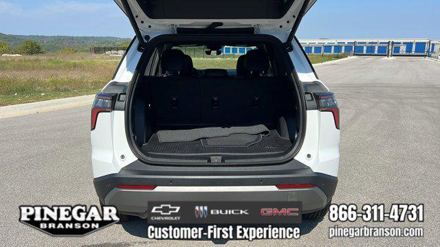 Photo of 2026 Summit White Chevrolet Equinox