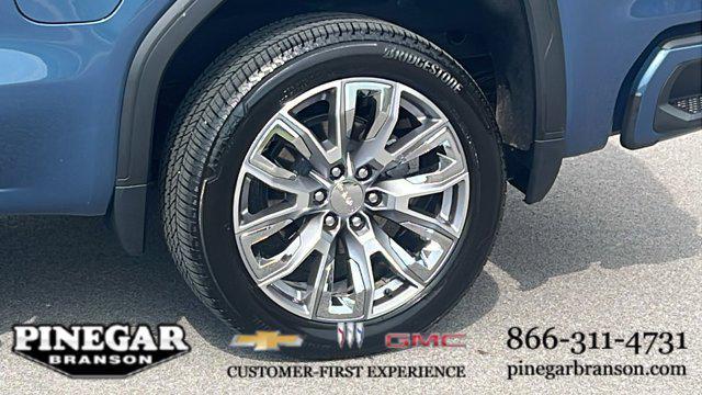 Photo of 2024 Downpour Metallic GMC Sierra 1500