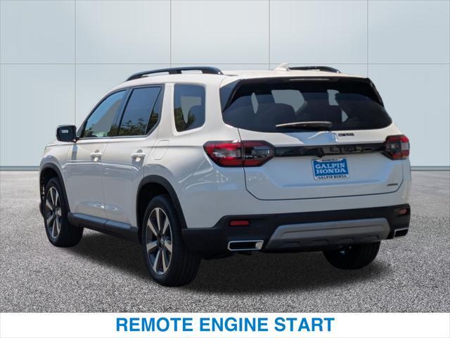 Photo of 2025 Platinum White Pearl Honda Pilot