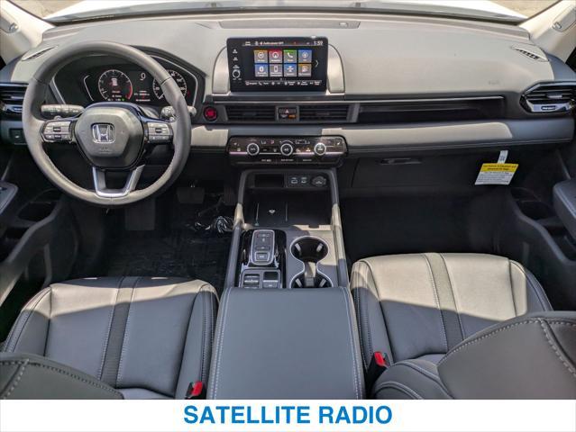 Photo of 2025 Platinum White Pearl Honda Pilot