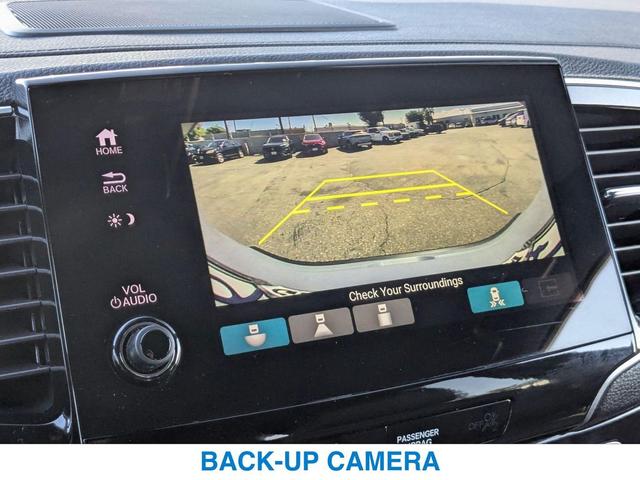 Photo of 2022 GRAY Honda Passport
