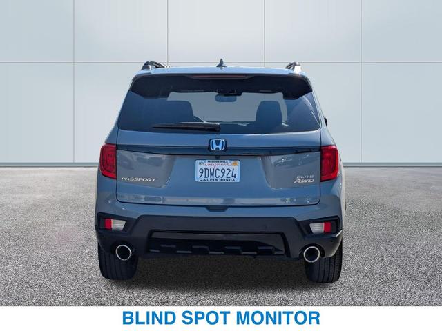 Photo of 2022 GRAY Honda Passport