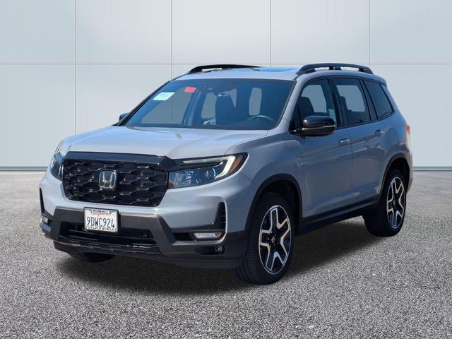 Photo of 2022 GRAY Honda Passport