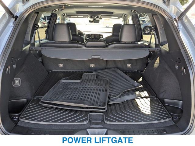 Photo of 2022 GRAY Honda Passport