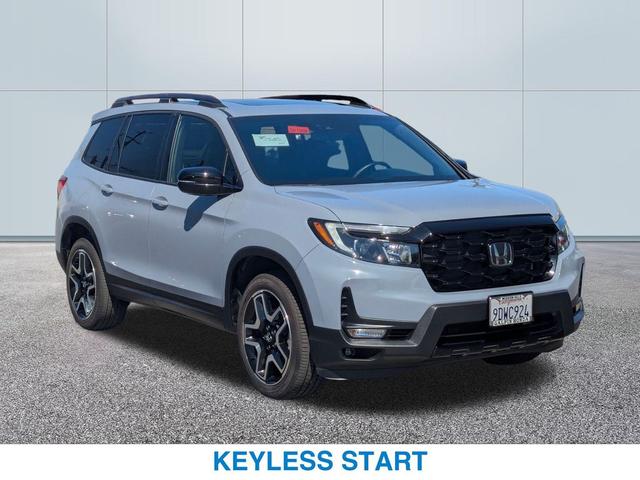 Photo of 2022 GRAY Honda Passport